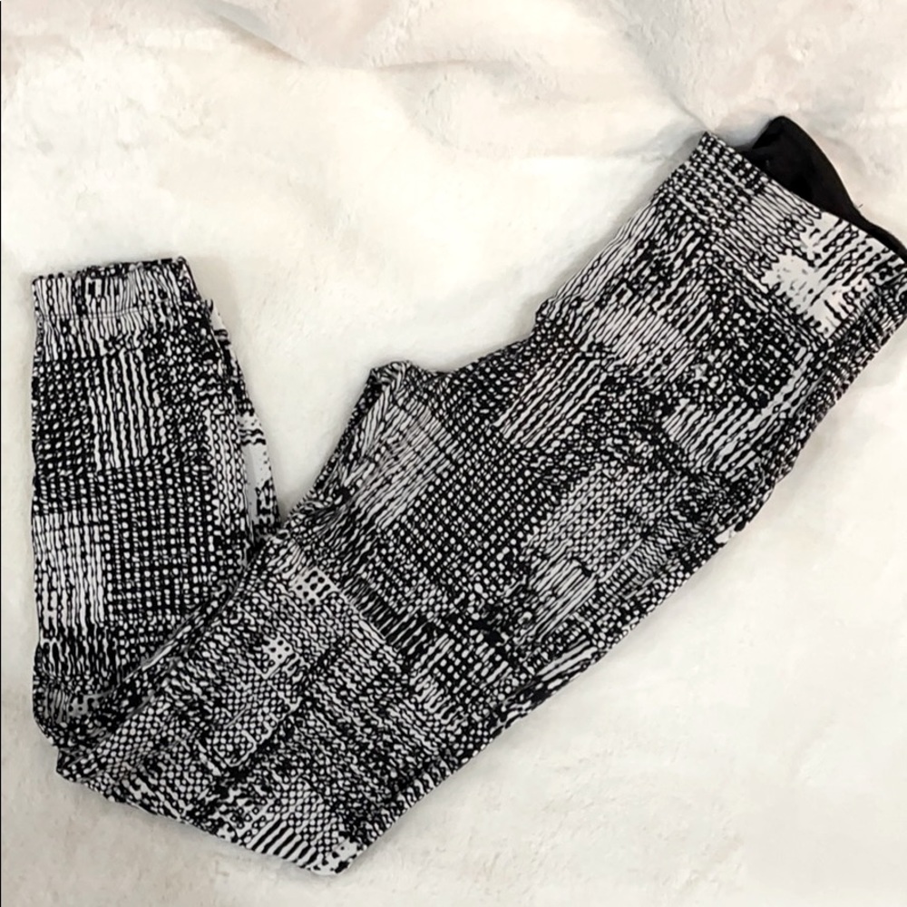 Black & White print Lysse leggings
